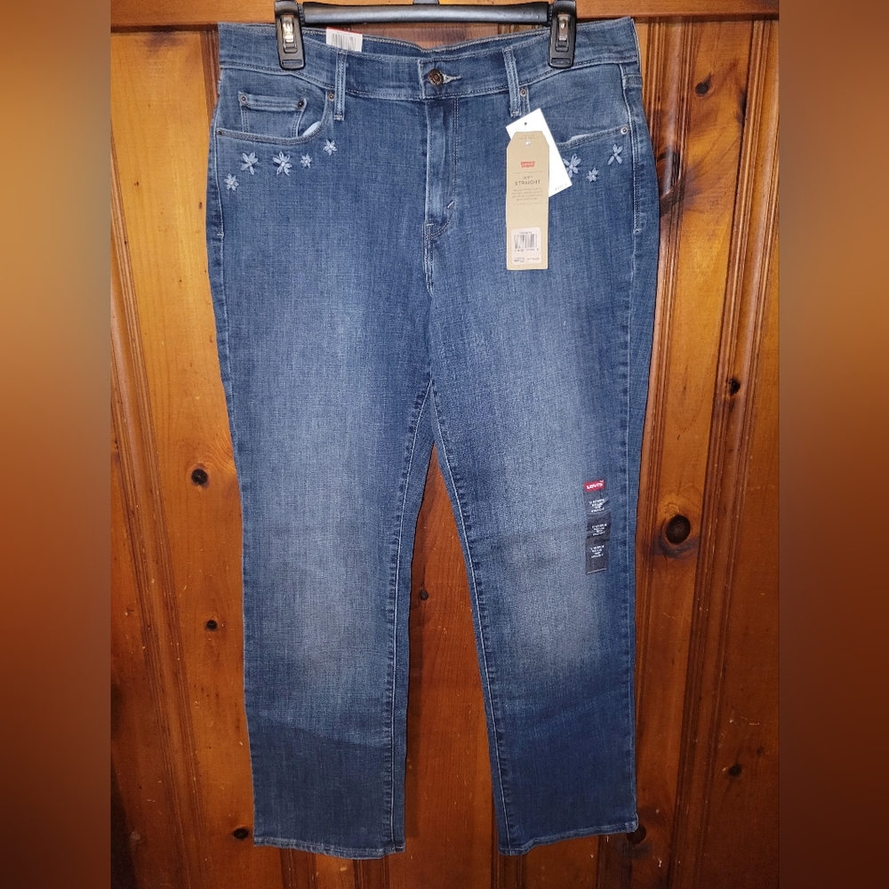 NWT Levi 505 Straight Womens Size 31